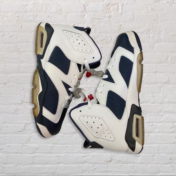 {Air Jordan} 6 Retro (GS) - Picture 2 of 6